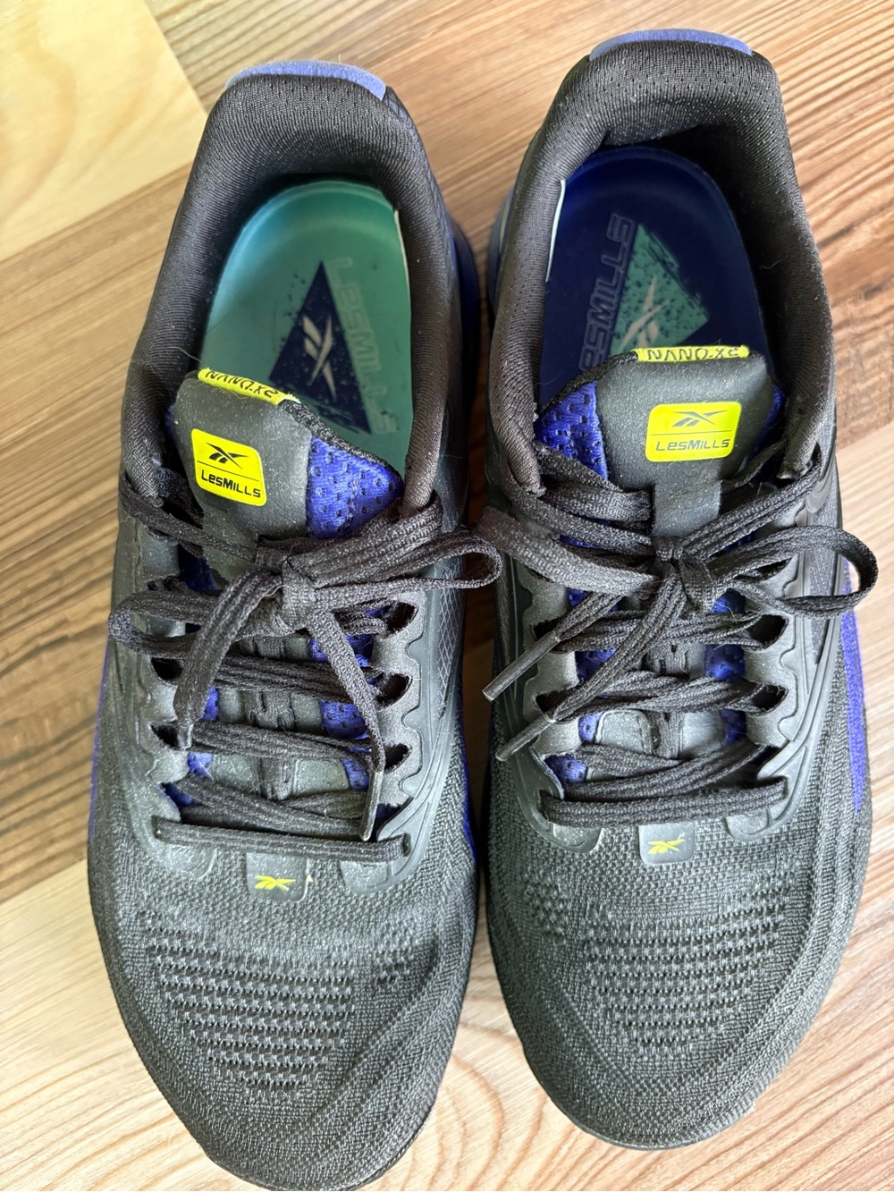 Reebok Les Mills Women’s Size 8 Nano X2 Black and Cobalt Blue